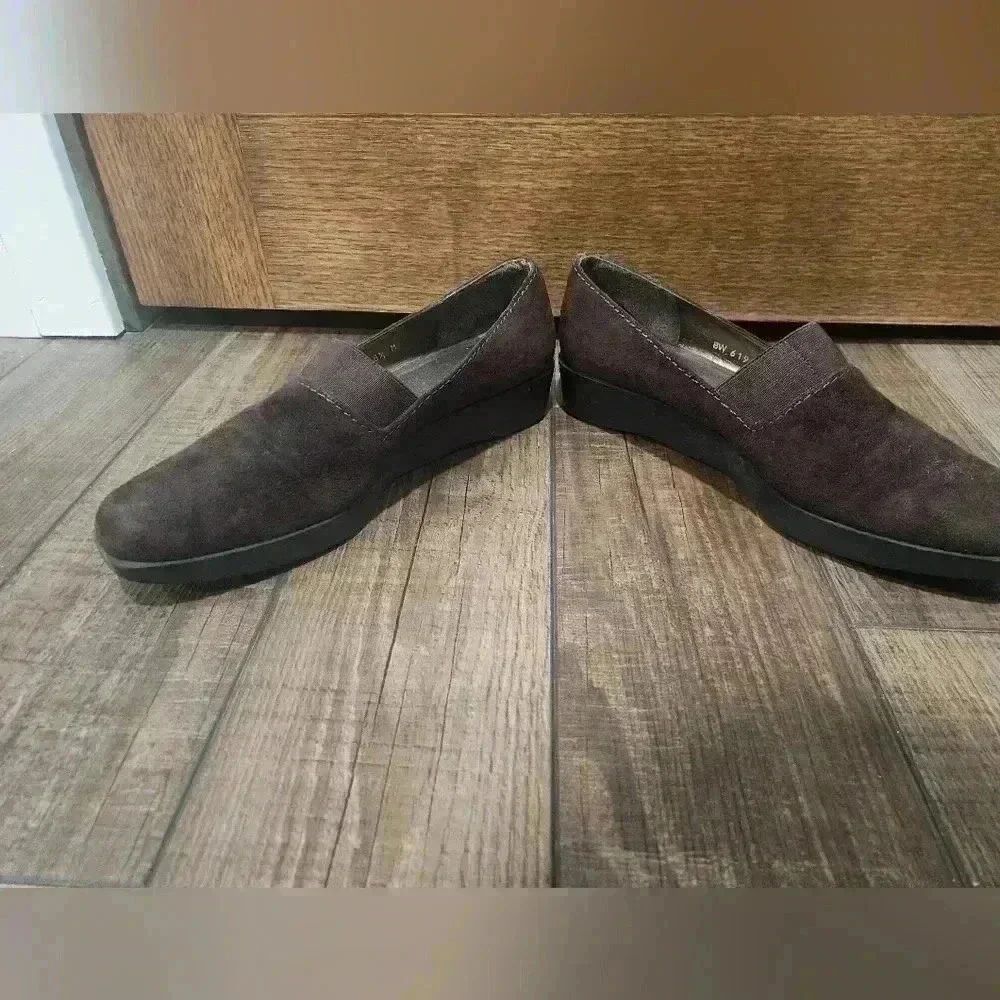 Stuart Weitzman Wedge Loafers Womens Size 8.5 Brown Suede Slip On Platform Shoes - Picture 6 of 8